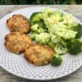 Laxbiffar med broccoli