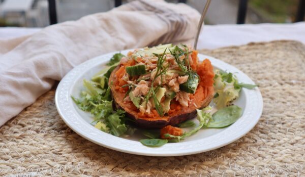 Bakad sötpotatis med laxröra