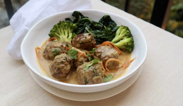 Asiatiska köttbullar med koriander och ingefära