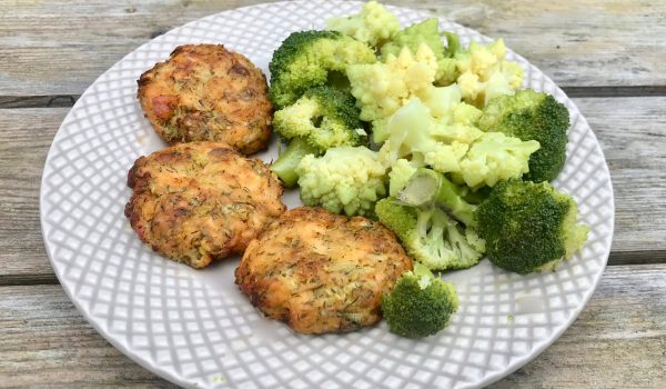 Laxbiffar med broccoli