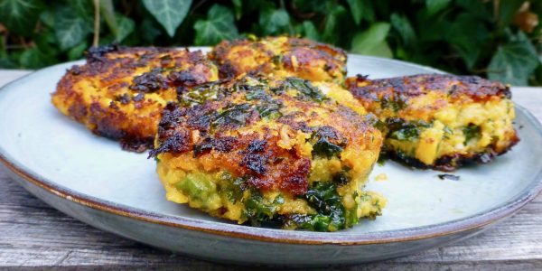 Sötpotatis- och grönkålsbiffar